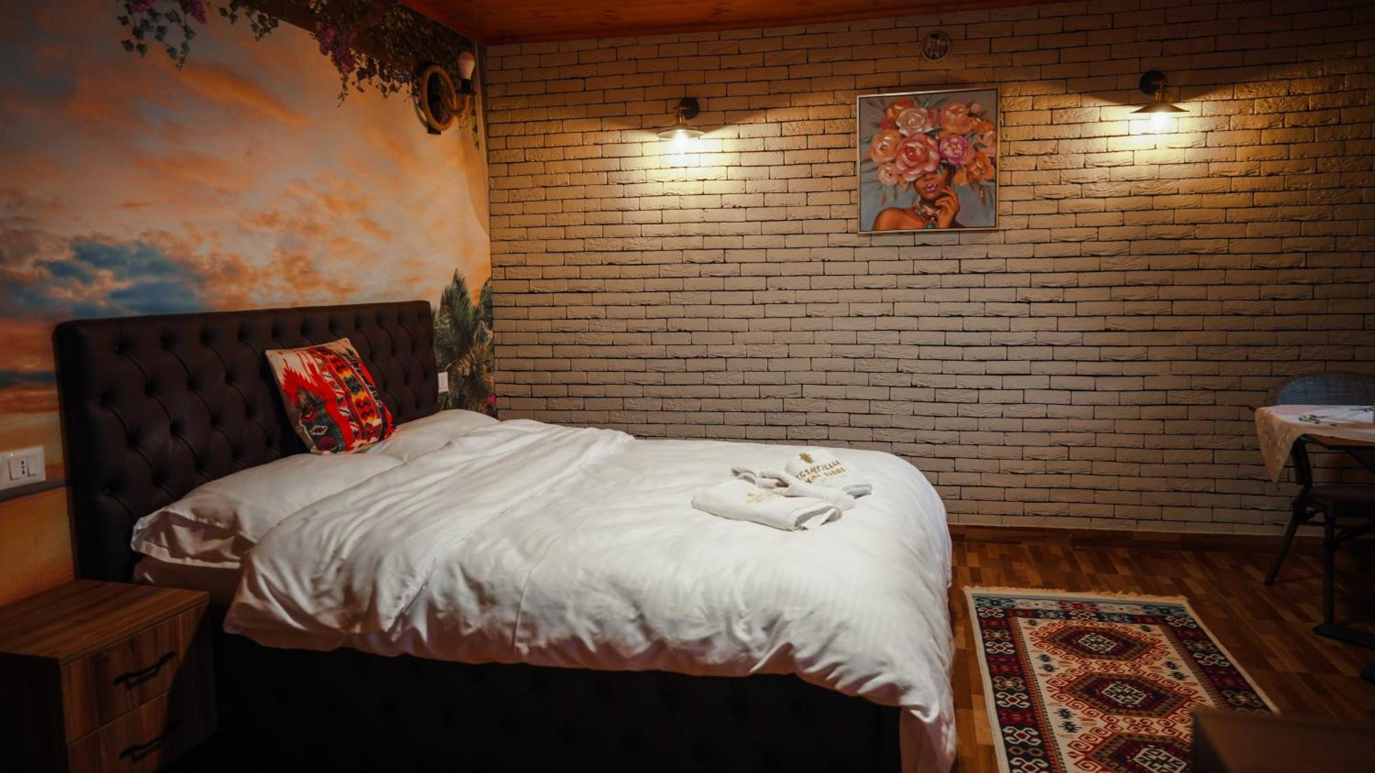 Keshtjella Xhabeqos Hotel Ljaknasi Buitenkant foto